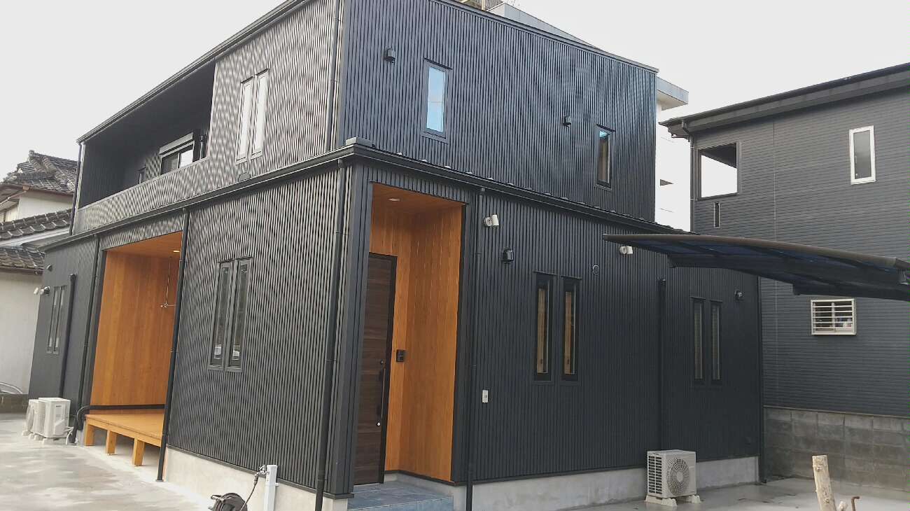 S邸